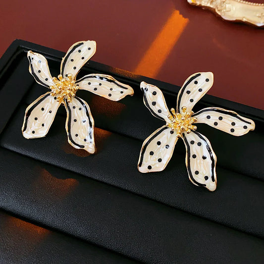 Polka Dot Flower